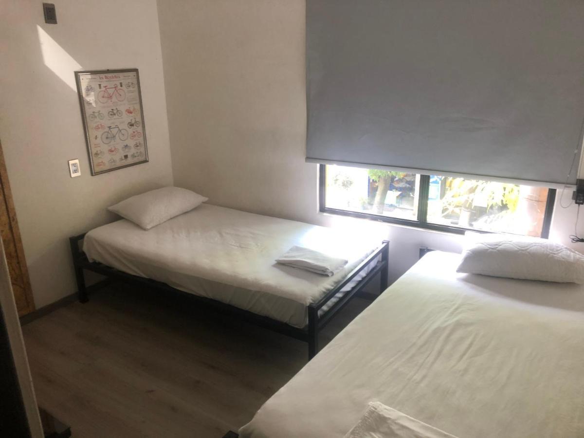 Hostal Hidalgo غوادالاجارا المظهر الخارجي الصورة