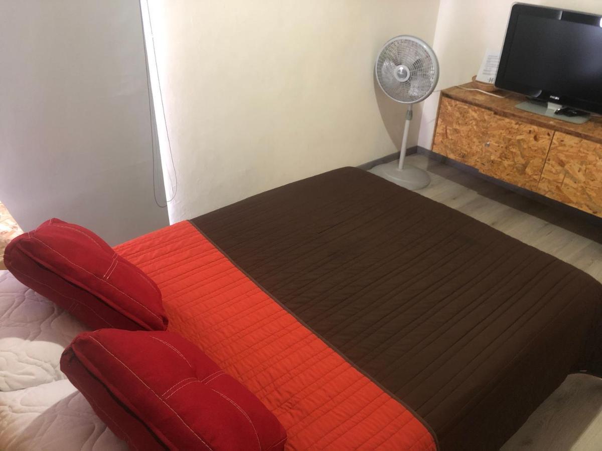 Hostal Hidalgo غوادالاجارا المظهر الخارجي الصورة